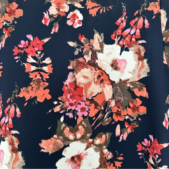 Lulu’s Shifting Dears Navy/Floral Split Sleeve Dress Size M - Picture 5 of 6